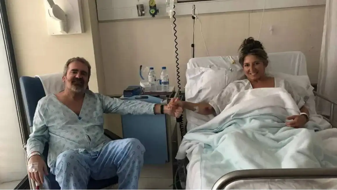 &Aacute;ngela y su marido &Oacute;scar