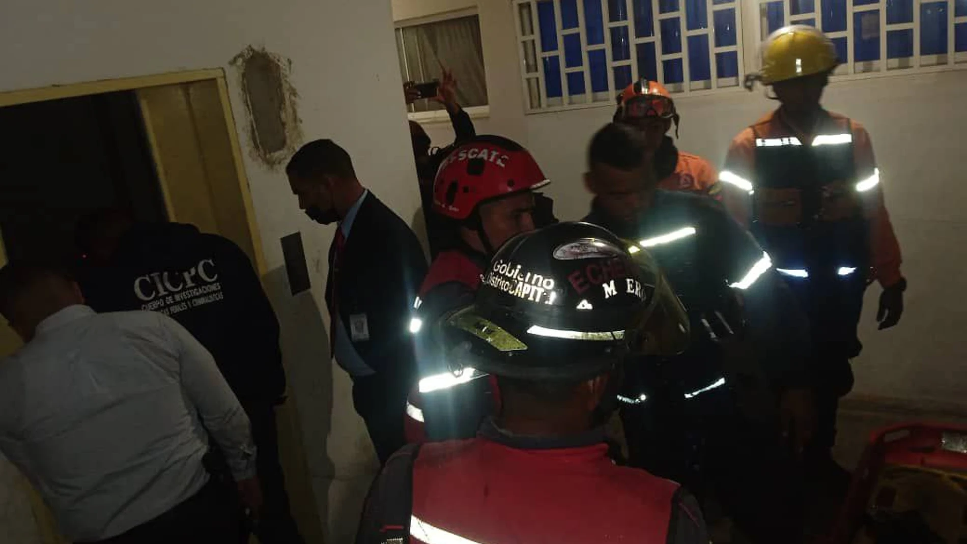 Tragedia en Venezuela: una niña de 5 muere tras caer 12 pisos por el hueco de un ascensor