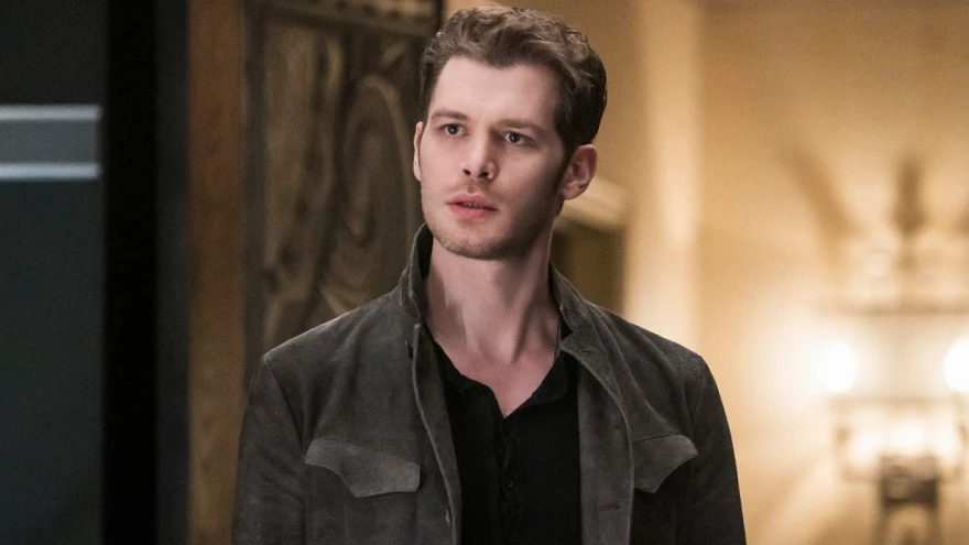 Joseph Morgan como Klaus Mikaelson Joseph Morgan como Klaus Mikaelson