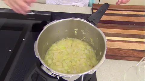 Rehoga los ingredientes Rehoga los ingredientes