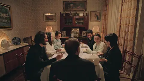 Safiye reúne a toda la familia: ¡Así ha sido el bonito reencuentro! Safiye reúne a toda la familia: ¡Así ha sido el bonito reencuentro!