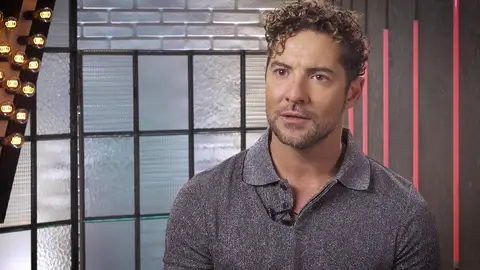 El desconocido viaje a la infancia de David Bisbal: "Hubo una época en la que dejé de enamorarme de la música" El desconocido viaje a la infancia de David Bisbal: "Hubo una época en la que dejé de enamorarme de la música"