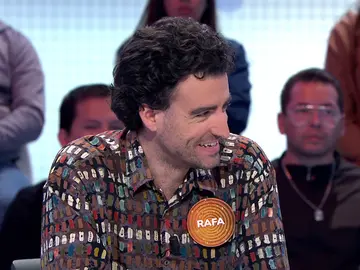 El look de Rafa Castaño: revela el secreto de sus coloridas camisas en ‘Pasapalabra’ El look de Rafa Castaño: revela el secreto de sus coloridas camisas en ‘Pasapalabra’