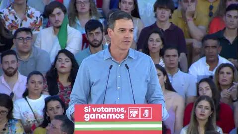Pedro Sánchez asegura que en las elecciones de Andalucía se elegirá entre "un Gobierno socialista o un gobierno del PP con Vox" Pedro Sánchez asegura que en las elecciones de Andalucía se elegirá entre "un Gobierno socialista o un gobierno del PP con Vox"