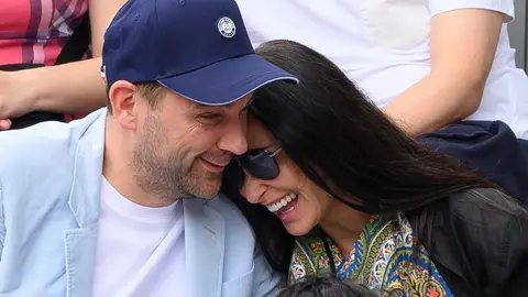 Demi Moore y su novio, Daniel Humm en el Roland Garros Demi Moore y su novio, Daniel Humm en el Roland Garros