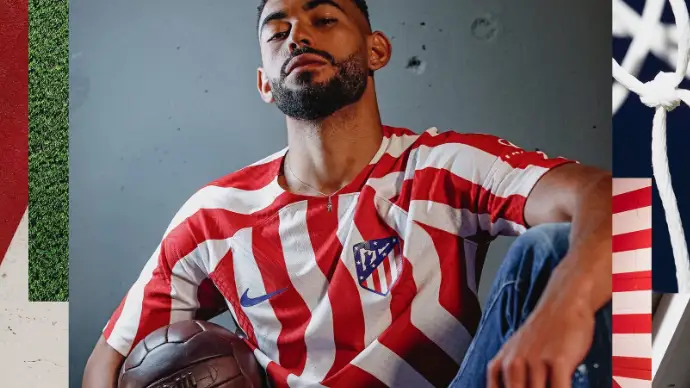 Gil Marín pide perdón a los atléticos por la nueva equipación: “Pedimos disculpas si no ha gustado el diseño” Gil Marín pide perdón a los atléticos por la nueva equipación: “Pedimos disculpas si no ha gustado el diseño”