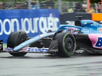Fernando Alonso vuela bajo la lluvia de Canadá y saldrá 2º por detrás de Verstappen, Sainz 3º