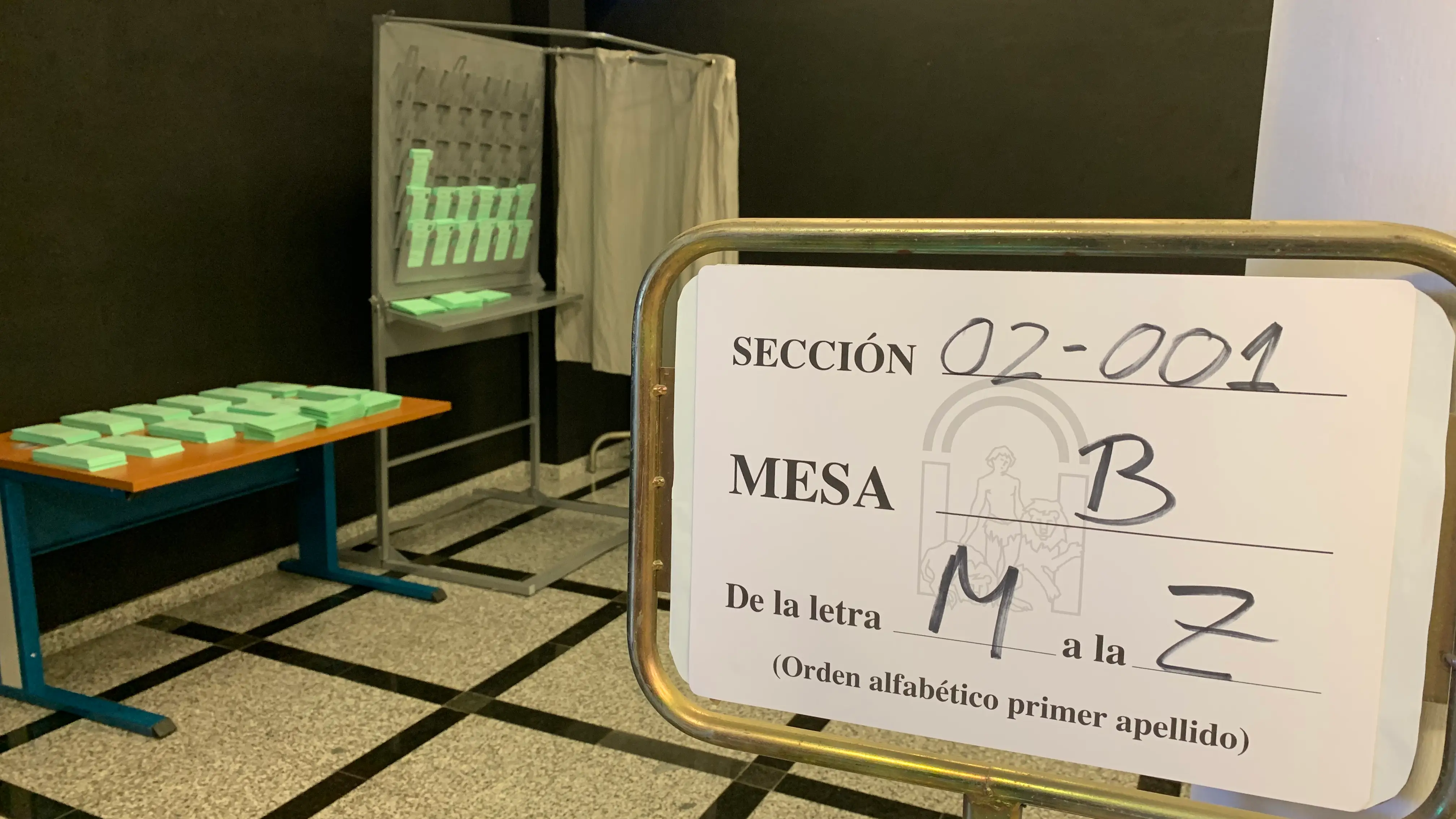 Vista de las mesas electorales 