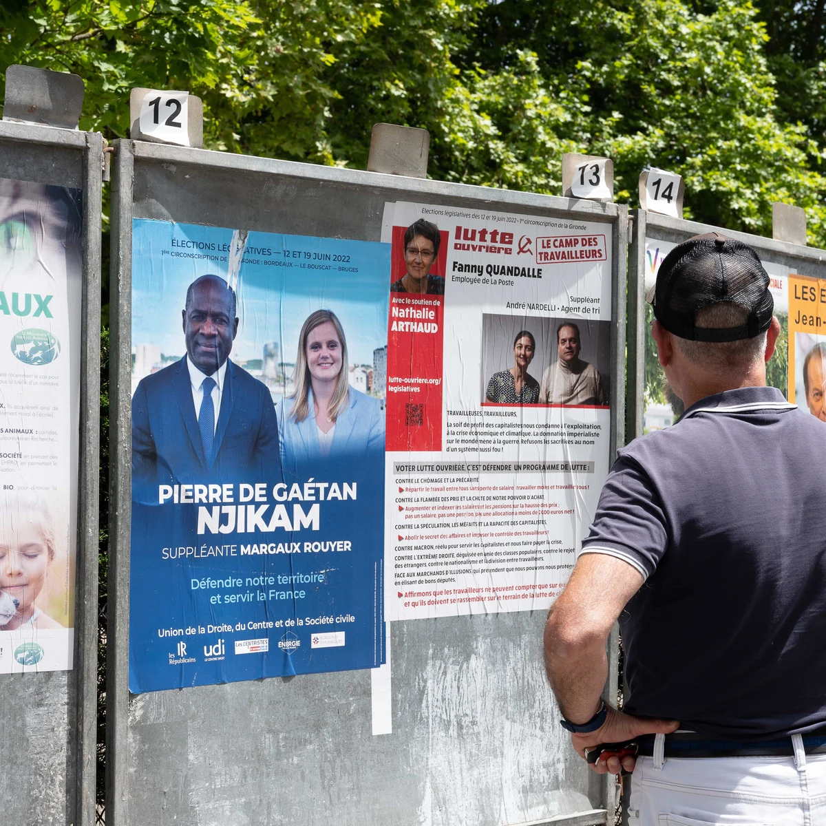 Los franceses acuden a votar en la segunda vuelta de las legislativas en  las que Macron se juega la mayoría absoluta