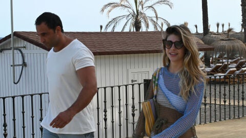 Anita Matamoros ha lucido un espectacular look playero 