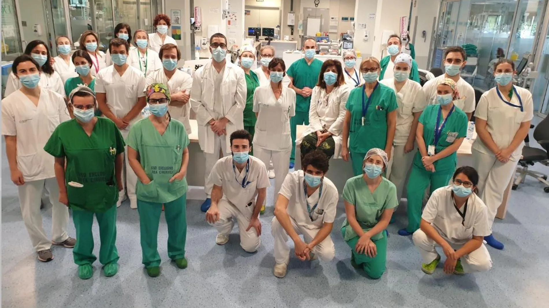 El equipo del Hospital Álvaro Cunqueiro