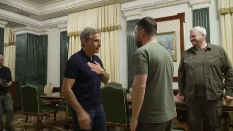 Ben Stiller visita a Zelenski en Ucrania Ben Stiller visita a Zelenski en Ucrania