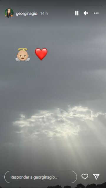 Georgina recuerda a su bebé fallecido