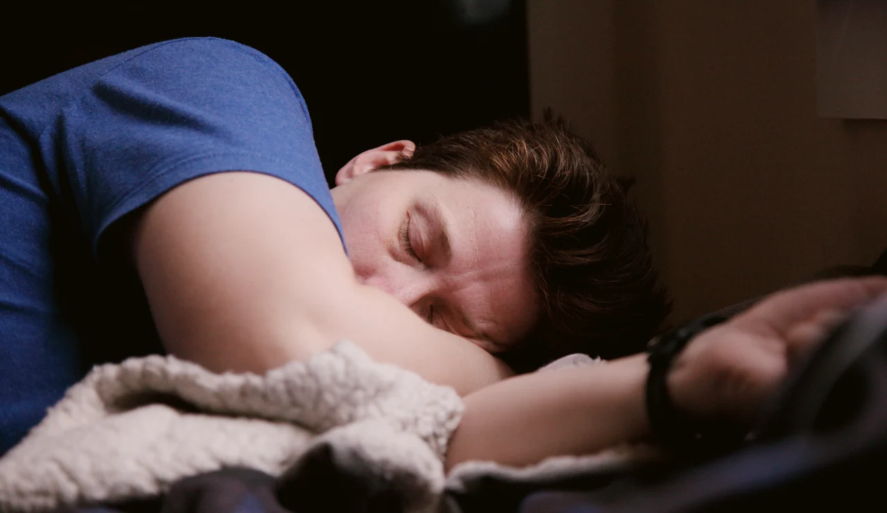 Imagen de archivo de una persona durmiendo