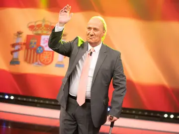 El 'reencuentro' entre Susanna Griso y el rey Juan Carlos El 'reencuentro' entre Susanna Griso y el rey Juan Carlos
