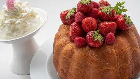 ¡El último postre de la temporada! Un jugoso savarín de Eva Arguiñano ¡El último postre de la temporada! Un jugoso savarín de Eva Arguiñano