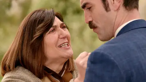 Raúl rompe a llorar mientras Carmen descubre su destino: encerrada en un centro de reposo Raúl rompe a llorar mientras Carmen descubre su destino: encerrada en un centro de reposo