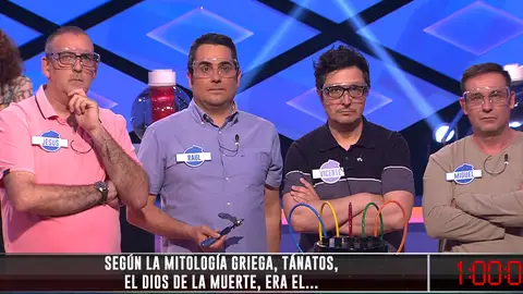 La paradoja de Tánatos: el dios de la muerte da vida a los ‘Sindulfos’ en ‘¡Boom!’ La paradoja de Tánatos: el dios de la muerte da vida a los ‘Sindulfos’ en ‘¡Boom!’