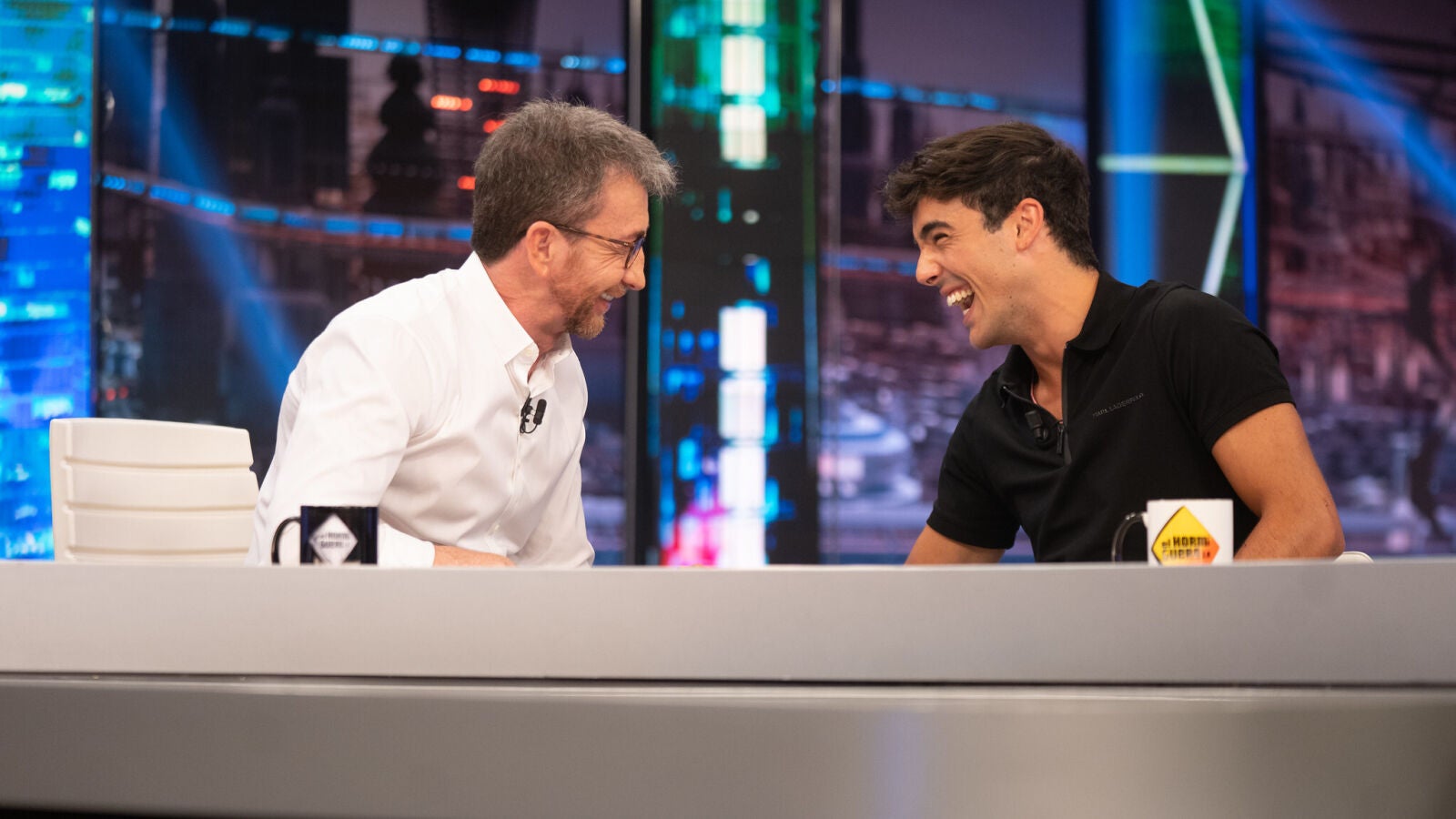 La historia de la fan de Óscar Casas que le pregunta cada día si le gustan las cabras: 