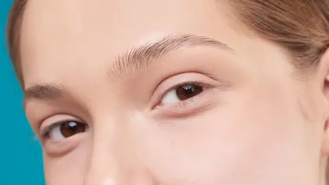 Cejas arregladas Cejas arregladas