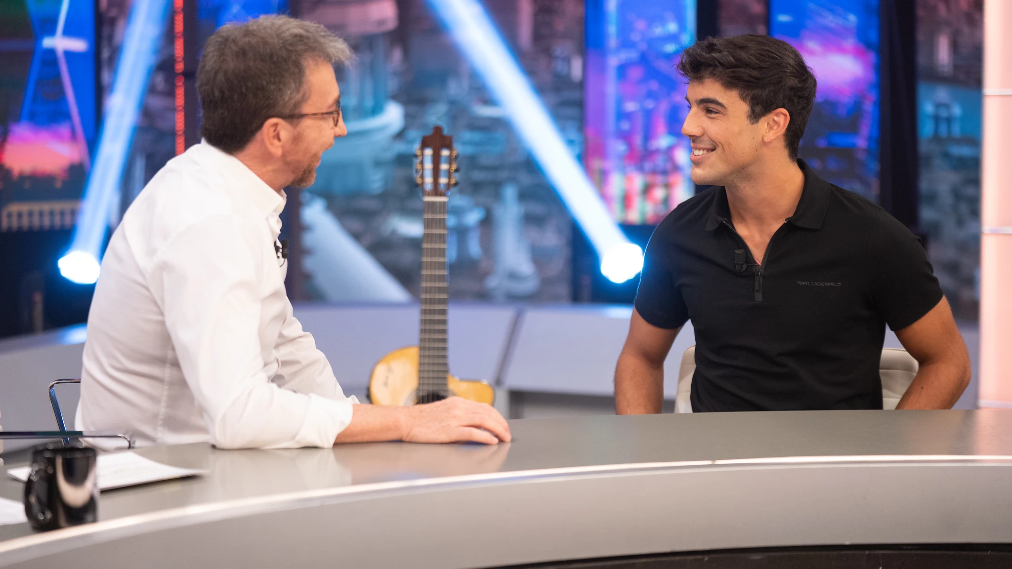 Óscar Casas confiesa cuál es su tatuaje más friki en 'El Hormiguero 3.0' Óscar Casas confiesa cuál es su tatuaje más friki en 'El Hormiguero 3.0'