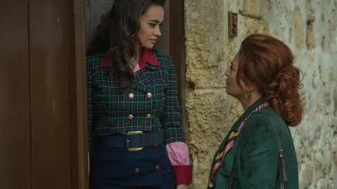 Sevda y Ümit en el capítulo 89 de 'Tierra Amarga' Sevda y Ümit en el capítulo 89 de 'Tierra Amarga'