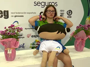Primera gimnasta con Síndrome de Down en competir en un torneo Primera gimnasta con Síndrome de Down en competir en un torneo