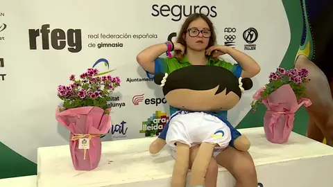 Primera gimnasta con Síndrome de Down en competir en un torneo Primera gimnasta con Síndrome de Down en competir en un torneo
