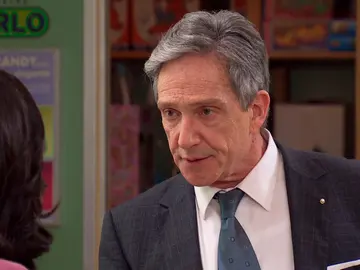 El tenso encontronazo entre Uriarte y Manolita acaba con una advertencia: “Cierre la boca y obedezca” El tenso encontronazo entre Uriarte y Manolita acaba con una advertencia: “Cierre la boca y obedezca”