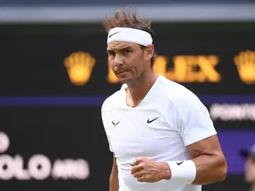Rafa Nadal celebra un punto ante el argentino Francisco Cerúndolo en Wimbledon
