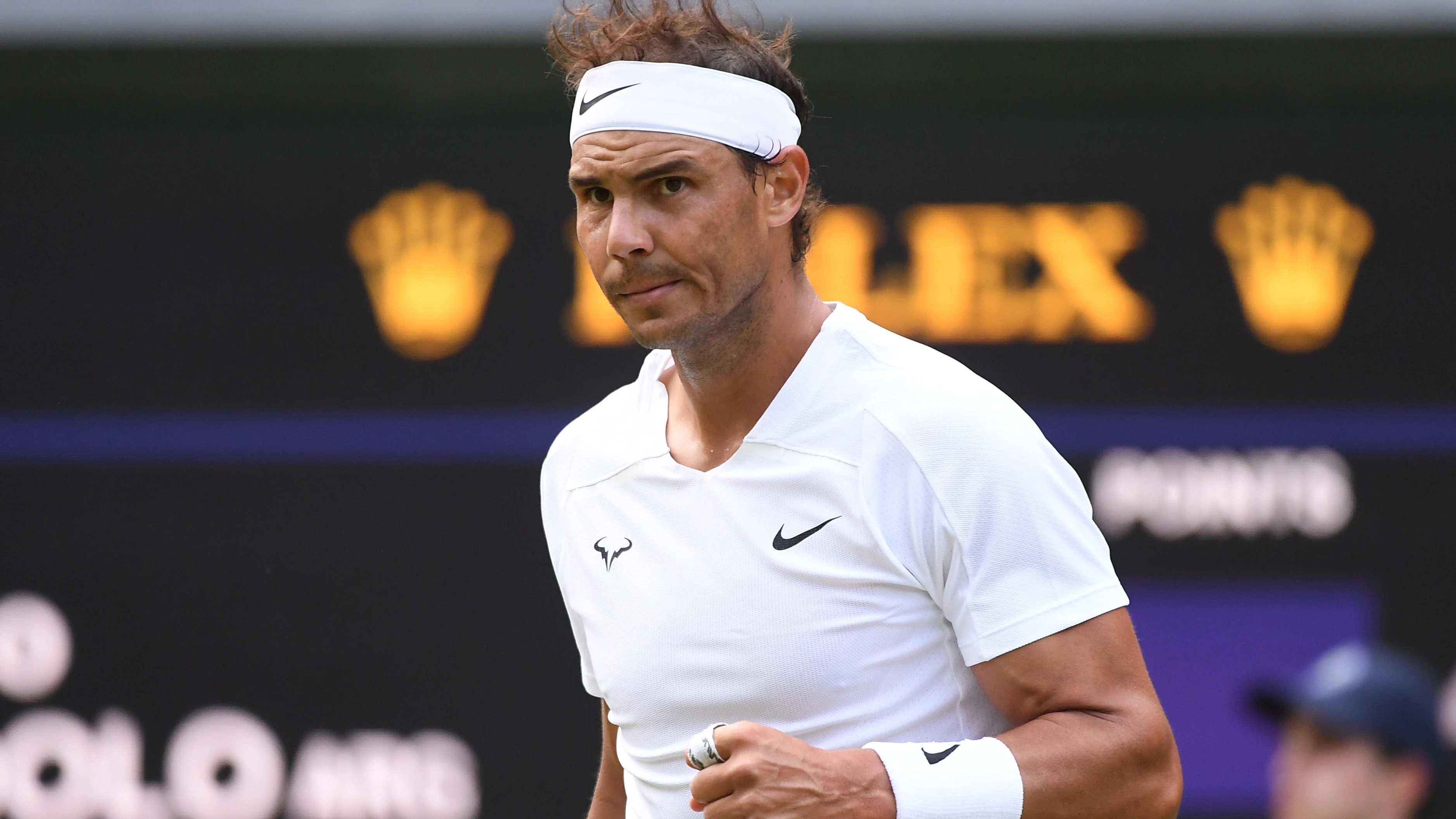 Rafa Nadal celebra un punto ante el argentino Francisco Cerúndolo en Wimbledon Rafa Nadal celebra un punto ante el argentino Francisco Cerúndolo en Wimbledon