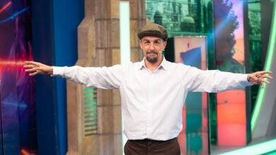Gastronomía, hogar, tecnología... Nada se le resiste a Don Rogelio en 'El Hormiguero 3.0'