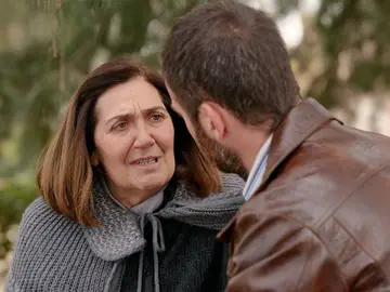 Carmen se rompe ante Fran: "Estoy cada vez peor, me están matando" Carmen se rompe ante Fran: "Estoy cada vez peor, me están matando"