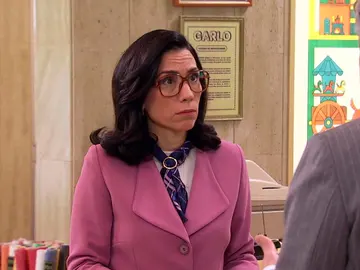 Manolita recibe un ultimátum de Uriarte: “O hace bien el trabajo o tendré que echarla” Manolita recibe un ultimátum de Uriarte: “O hace bien el trabajo o tendré que echarla”