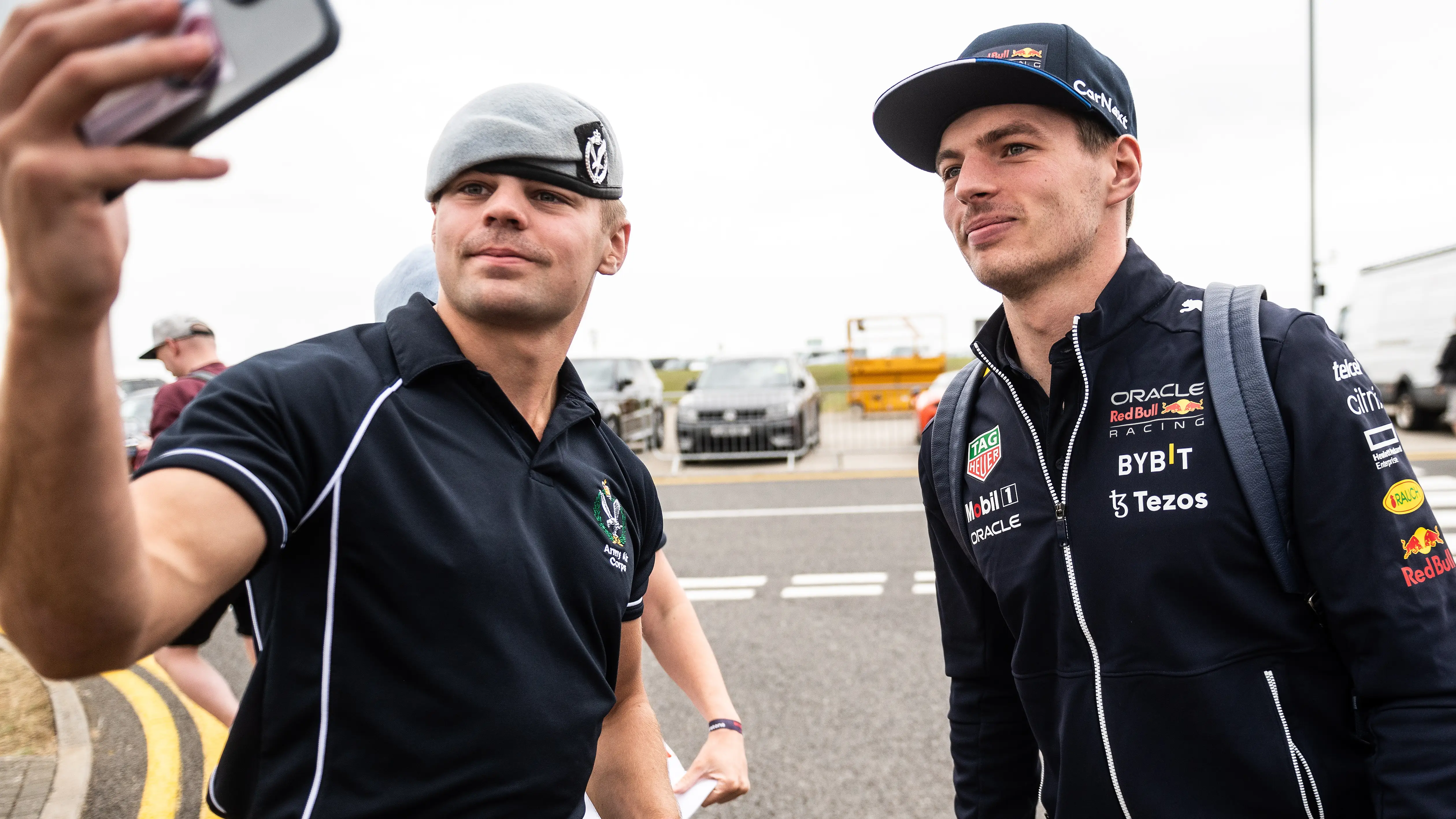 Max Verstappen, a su llegada al trazado de Silverstone