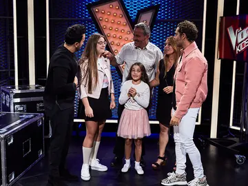 David Bisbal, en una jugada magistral, roba a Aroa Salaño para su equipo en ‘La Voz Kids’ David Bisbal, en una jugada magistral, roba a Aroa Salaño para su equipo en ‘La Voz Kids’