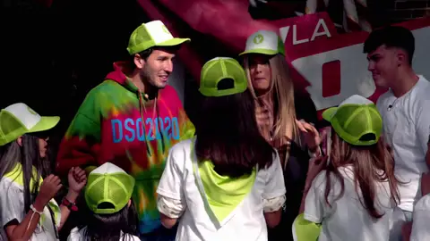 Lola Índigo salva la 'desastrosa' coreografía de TikTok de Sebastián Yatra y sus talents: "Soy bastante descoordinado" Lola Índigo salva la 'desastrosa' coreografía de TikTok de Sebastián Yatra y sus talents: "Soy bastante descoordinado"