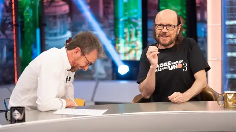 Santiago Segura revela en 'El Hormiguero 3.0' el test que predecirá su muerte: "Voy a bajar el ritmo" Santiago Segura revela en 'El Hormiguero 3.0' el test que predecirá su muerte: "Voy a bajar el ritmo"