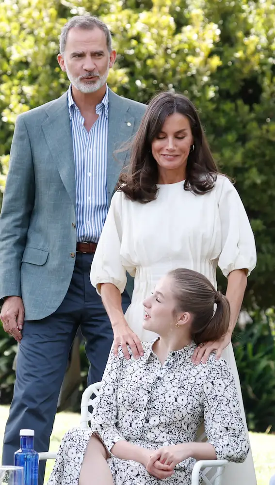 La reina Letizia, muy cariñosa con la princesa Leonor