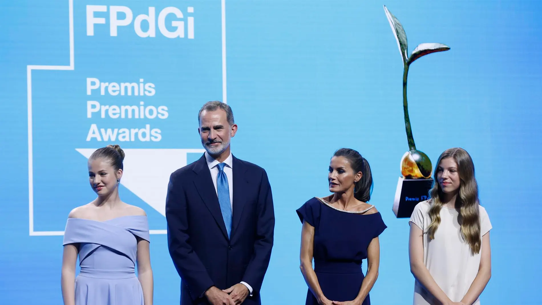 Los reyes, la princesa Leonor y la infanta Sofía en la entrega de Premios Princesa de Girona