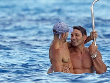 Jes&uacute;s V&aacute;zquez y Roberto Cort&eacute;s