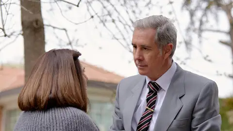 Fausto, a punto de sacar a Carmen del centro de salud mental: “Confía en mí, tengo un plan” Fausto, a punto de sacar a Carmen del centro de salud mental: “Confía en mí, tengo un plan”