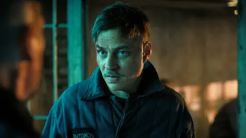 Tom Wlaschiha es Enzo en 'Stranger Things 4' Tom Wlaschiha es Enzo en 'Stranger Things 4'