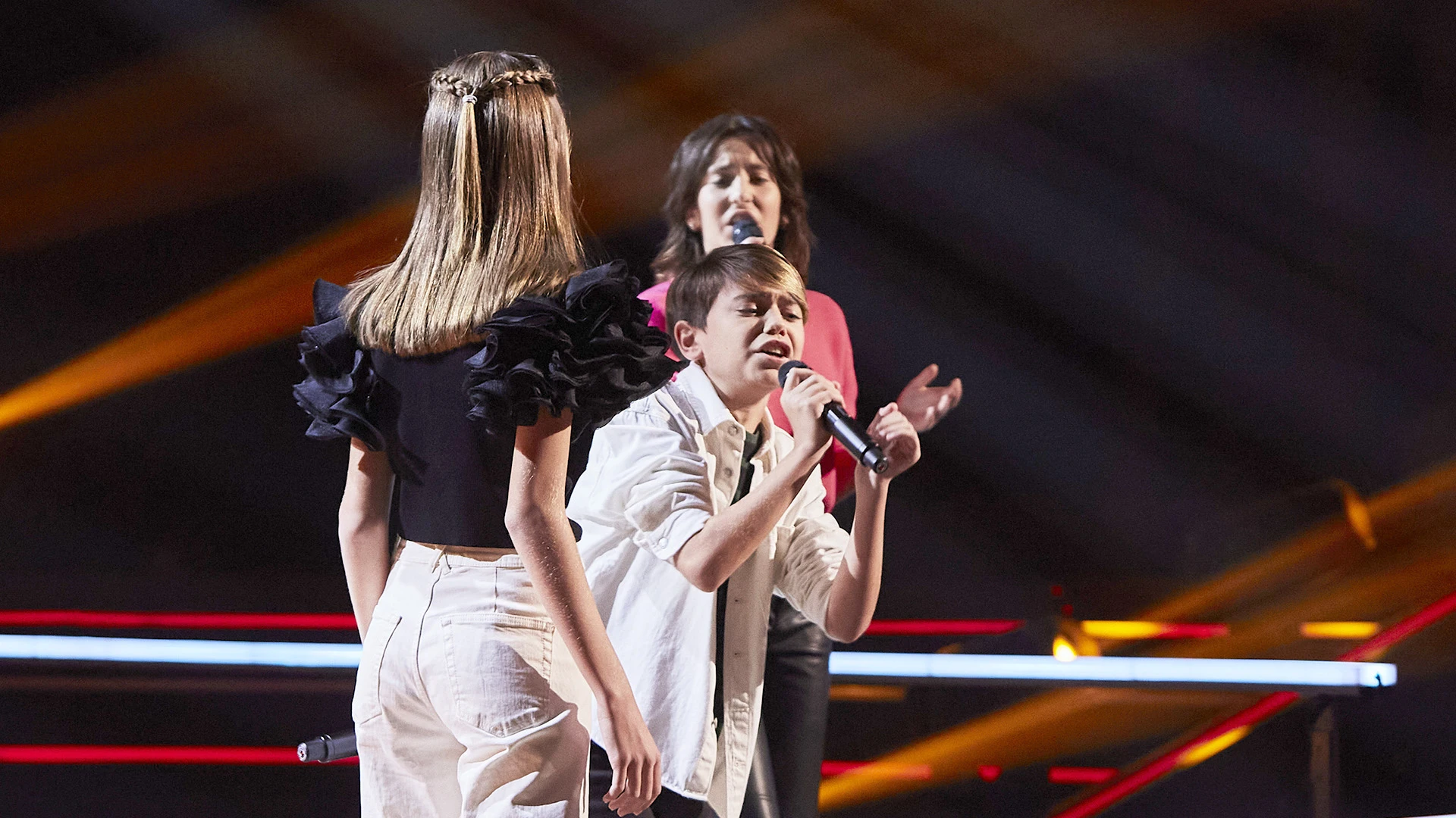 Pol, María y Carmen iluminan el plató de ‘La Voz Kids’ cantando por Whitney Houston Pol, María y Carmen iluminan el plató de ‘La Voz Kids’ cantando por Whitney Houston