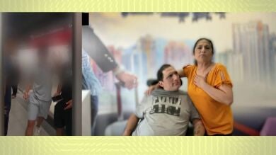 La desesperación de una madre con un hijo minusválido: 