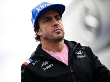 Fernando Alonso, motivado para la sprint: "Sufrimos daños en el suelo pero quedan muchas vueltas"