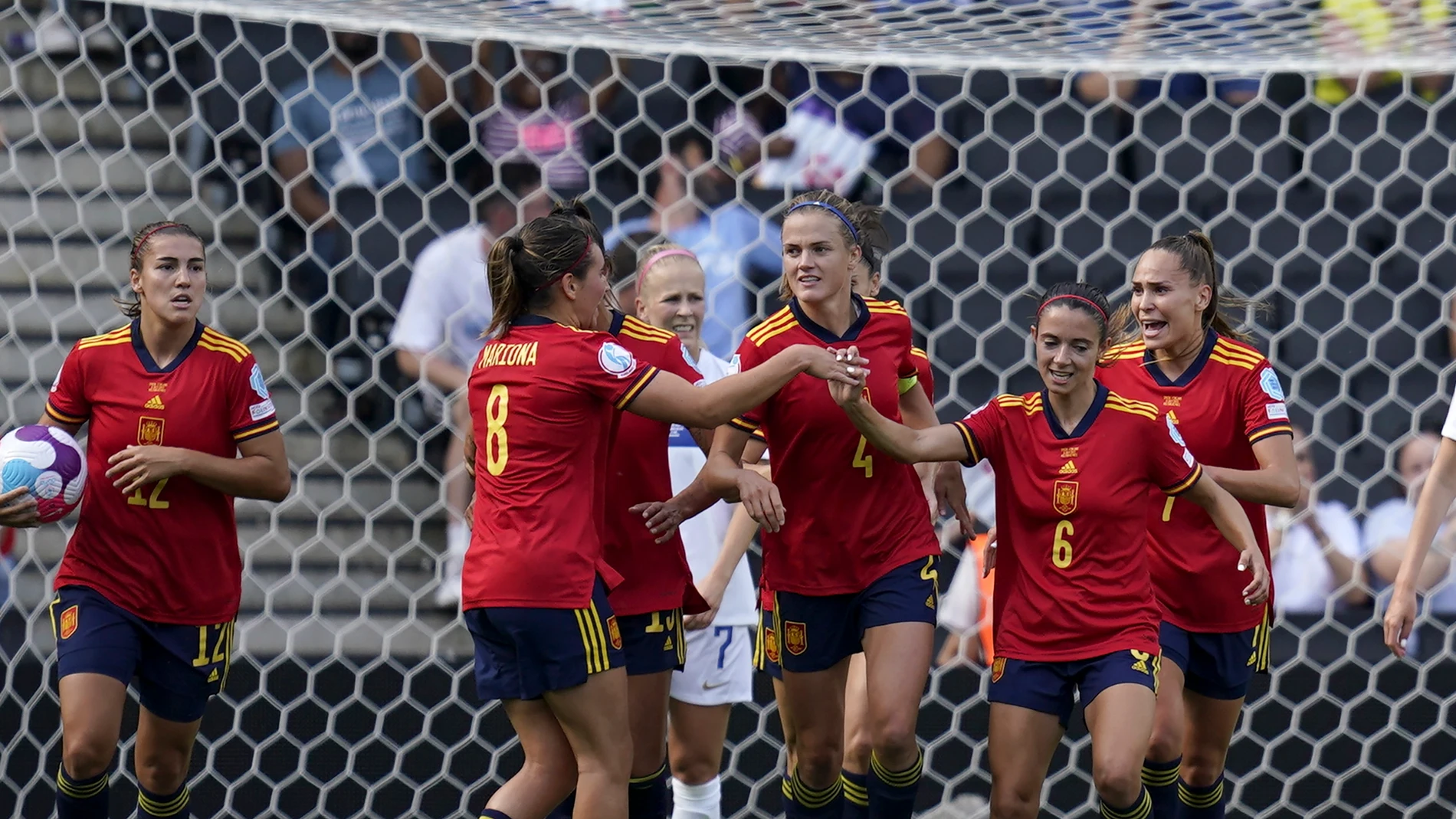 Las jugadoras españolas celebran un gol ante Finlandia 
