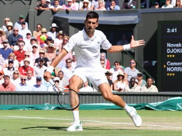 Djokovic supera a Norrie y se cita con Kyrgios en la final de Wimbledon