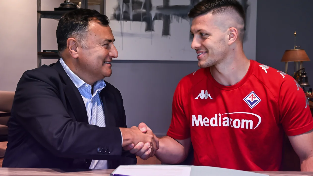 OFICIAL: Luka Jovic, nuevo jugador de la Fiorentina OFICIAL: Luka Jovic, nuevo jugador de la Fiorentina