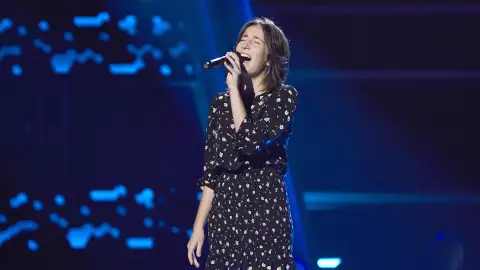 María Arilla ilumina el plató de ‘La Voz Kids’ interpretando ‘On my own’ en los Asaltos María Arilla ilumina el plató de ‘La Voz Kids’ interpretando ‘On my own’ en los Asaltos